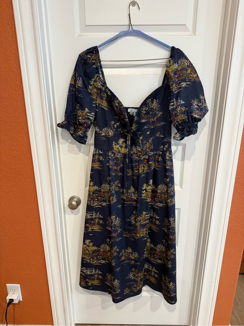 Hill House Women's Navy Equestrian Puff-Sleeve Midi Dress